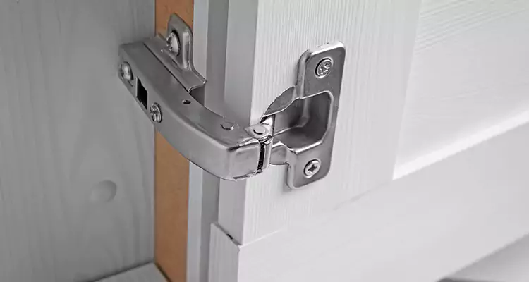 Shower Door Hinge Replacement in Navarre, FL