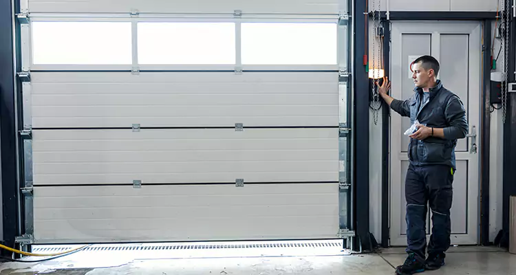 Our Garage Door Repair Services in Navarre, FL