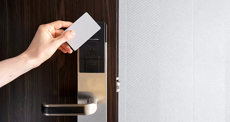 Why Choose Us for Hotel Keycard Lock Repair in Navarre, FL?