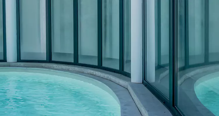 Repair Polyester Screen for Pool Enclosure in Navarre, FL