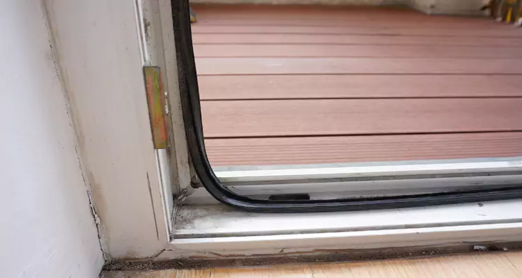 Why Choose Us for Leaking Sliding Glass Door Repair in Navarre, FL?