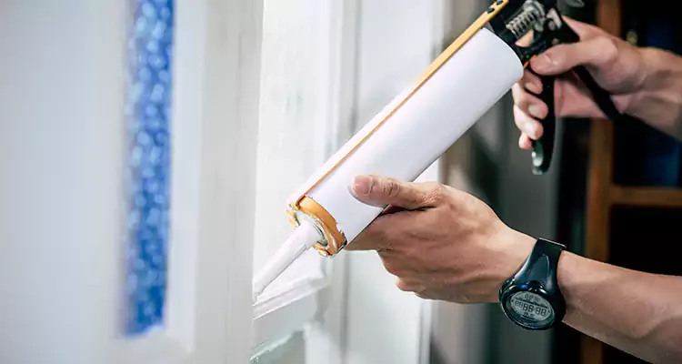 Windows Leaking Air Repair in Navarre, FL