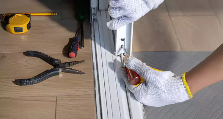 Closet Sliding Door Track Repair in Navarre, FL