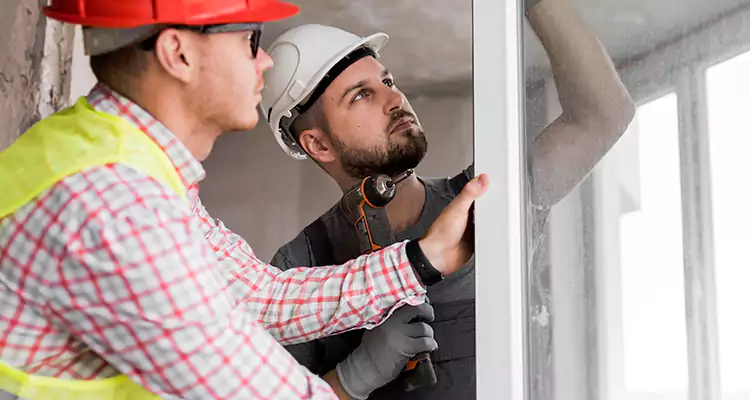 Sliding Patio Door Sticking? Expert Repair in Navarre, FL.