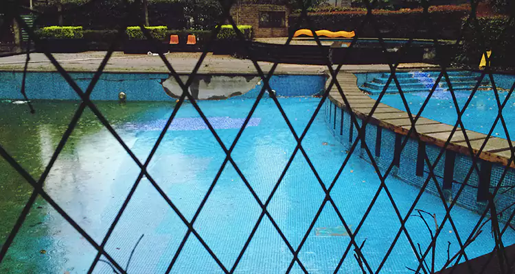 Lanai Screen Repair in Navarre, FL