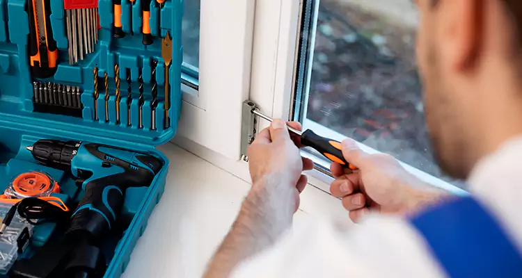 Mirrored Sliding Doors Replacement Expert in Navarre, FL