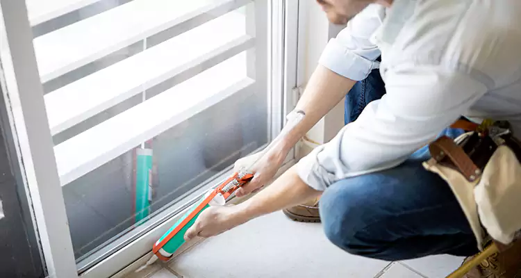 Dap Window Caulk Repair in Navarre, FL